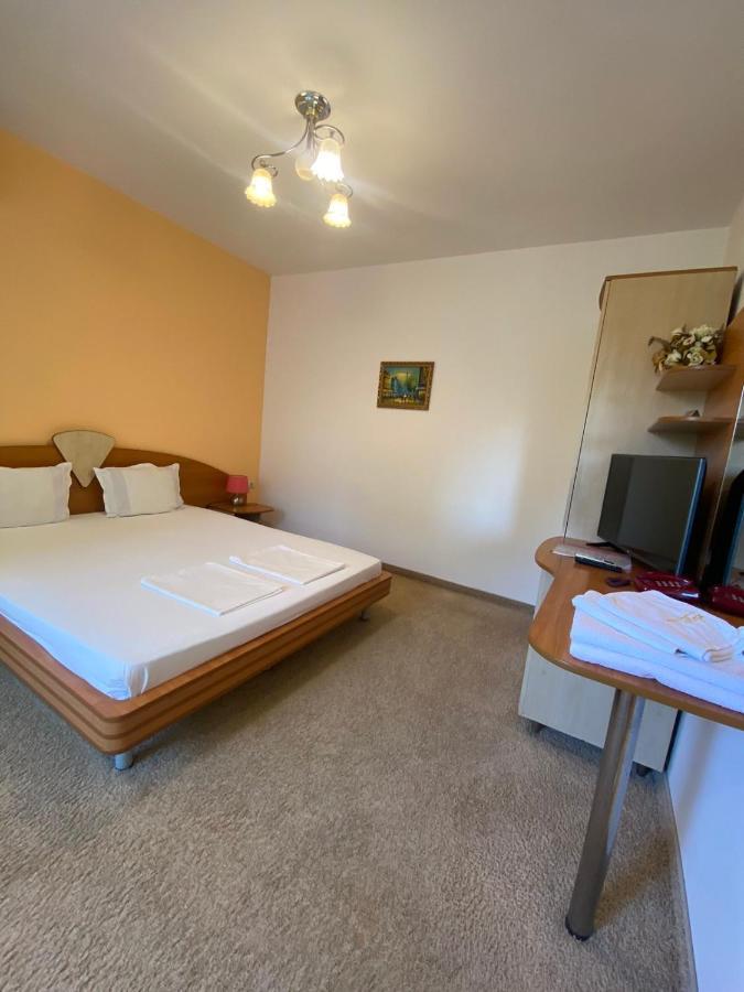 Hotel Tedi Asenovgrad Esterno foto