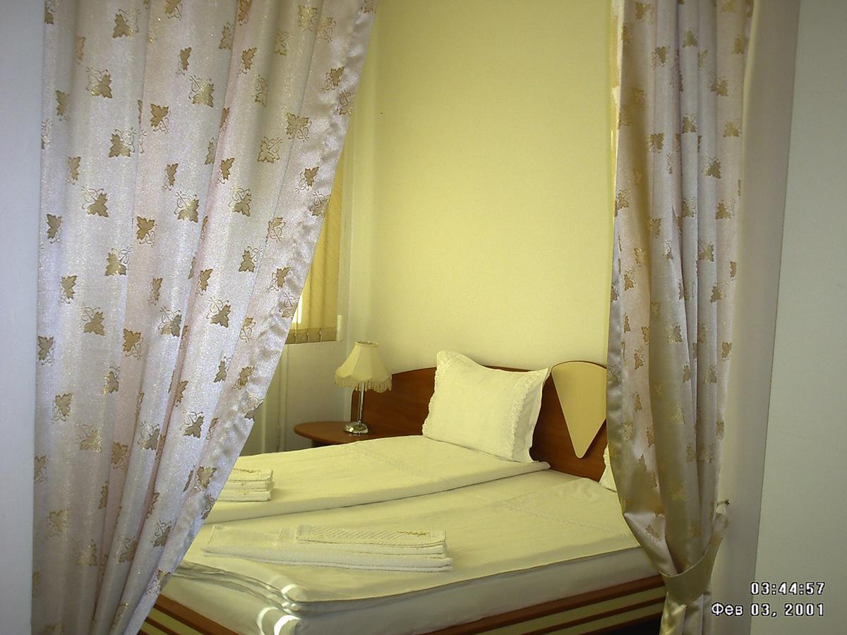 Hotel Tedi Asenovgrad Esterno foto